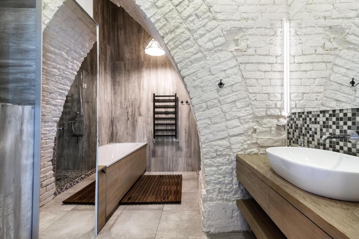 Old Brewery Loft In Paupys By Urban Rent *